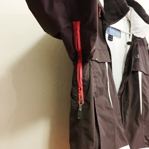 Scott Ladies Size Large insulated ski jacket - Picture 6 of 8